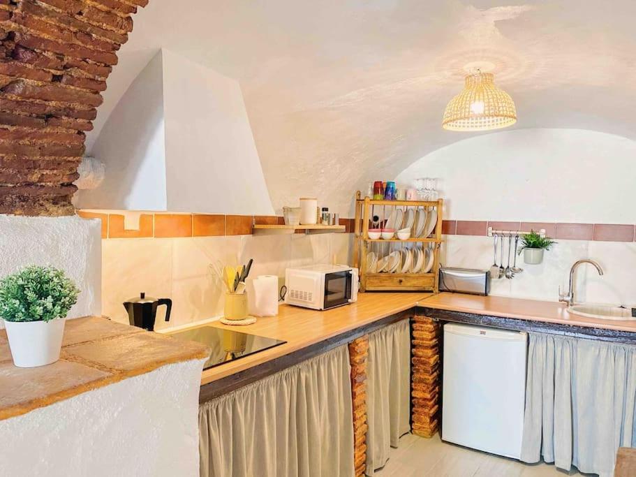 La Palmera. Casa Rural Con Piscina Privada. Benadalid ภายนอก รูปภาพ